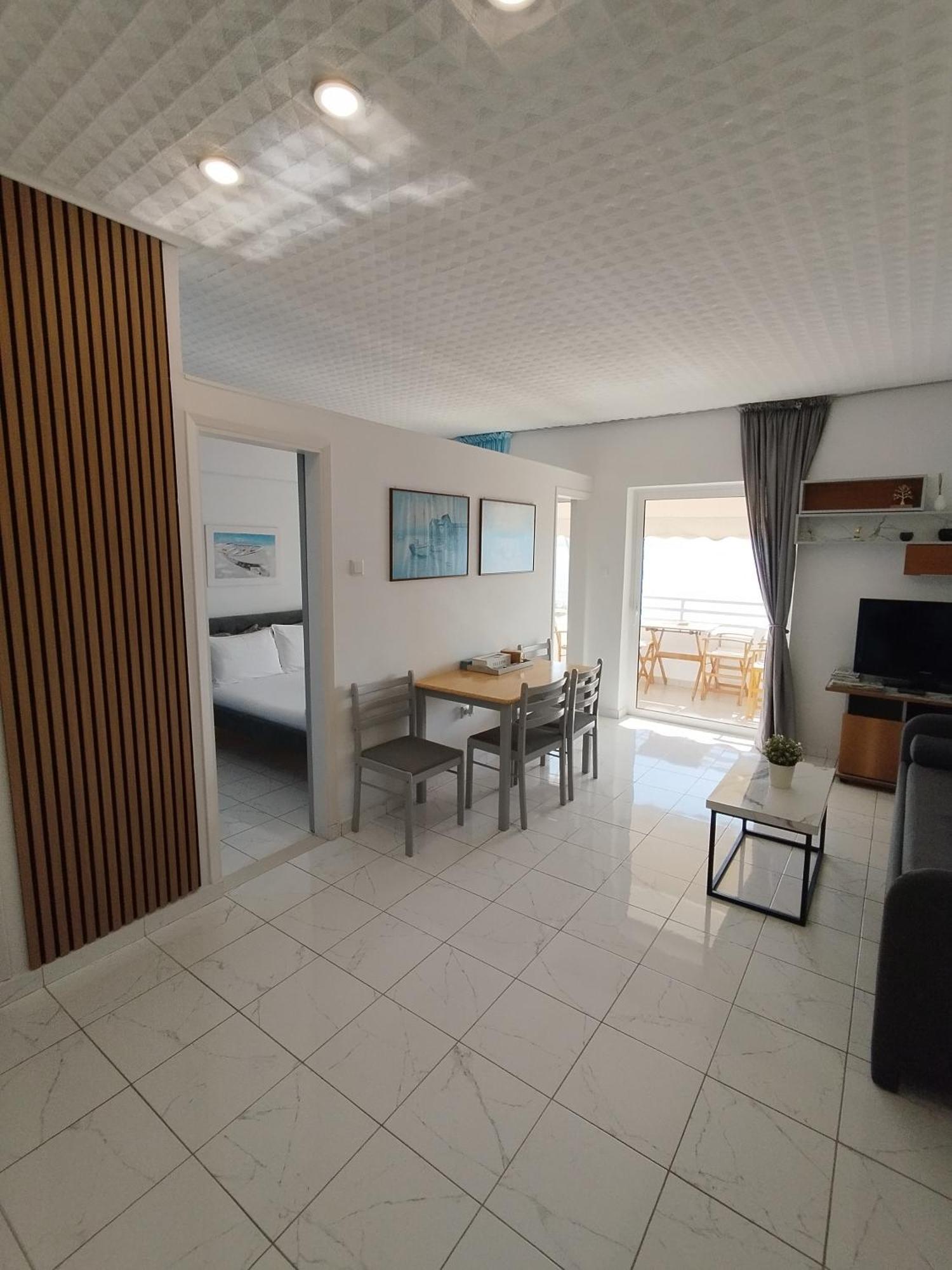 Atlas-Unlimited Sea View Apartment Лутракі Екстер'єр фото